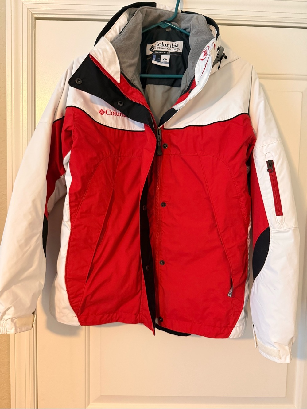 3 In 1 Columbia Woman’s Red White Colorblock Hooded Ski Jacket -Vintage